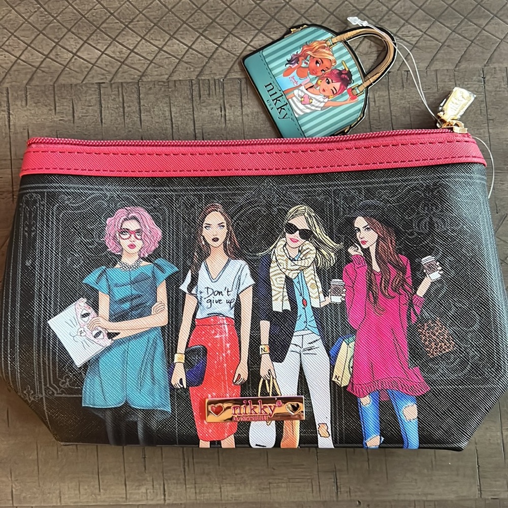 NWT Nikky by Nicole Lee Make Up Bag Fun Girls Model